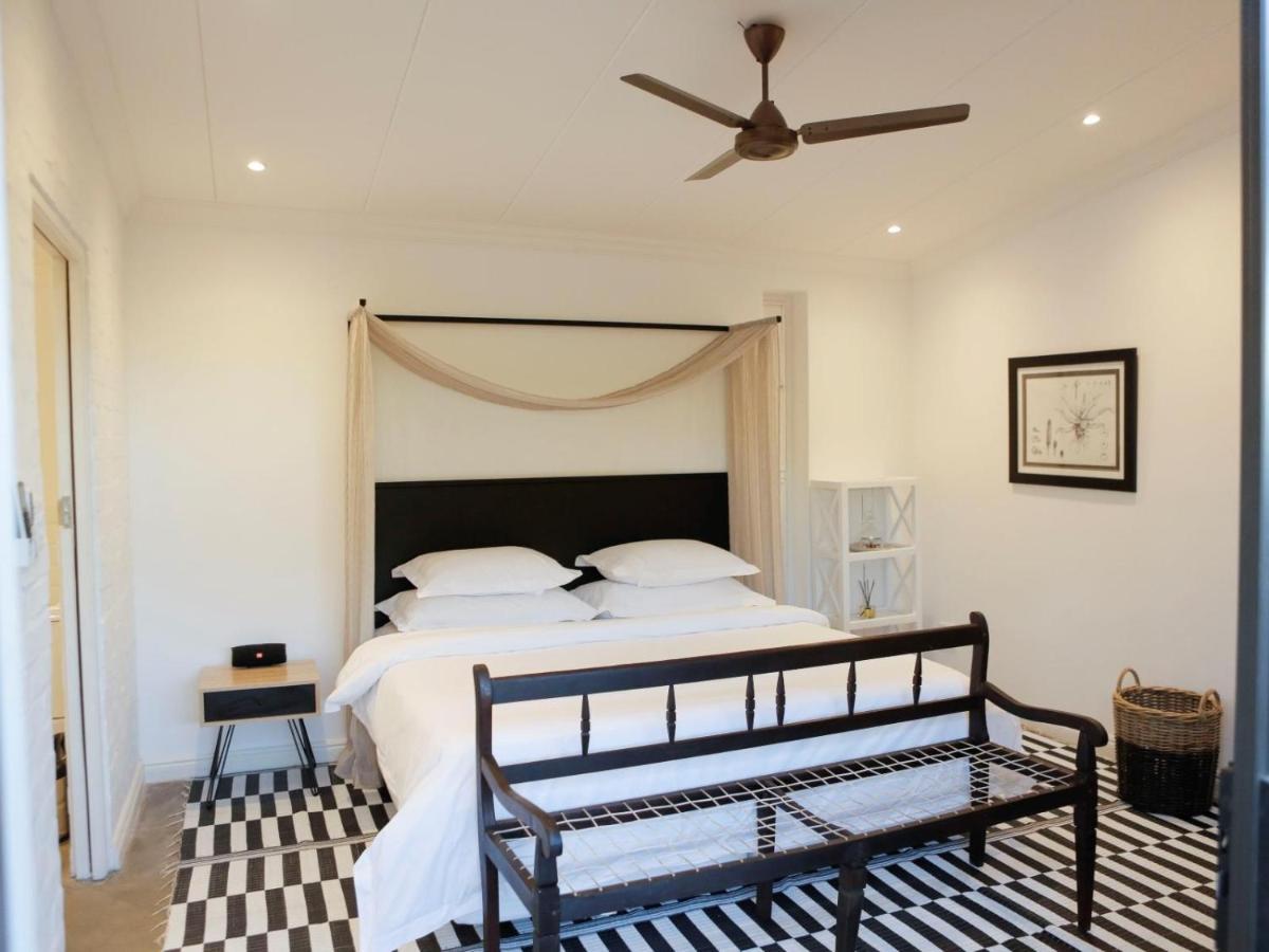 Bed and Breakfast Liedjiesbos Urban Olive Farm Bloemfontein Exterior foto