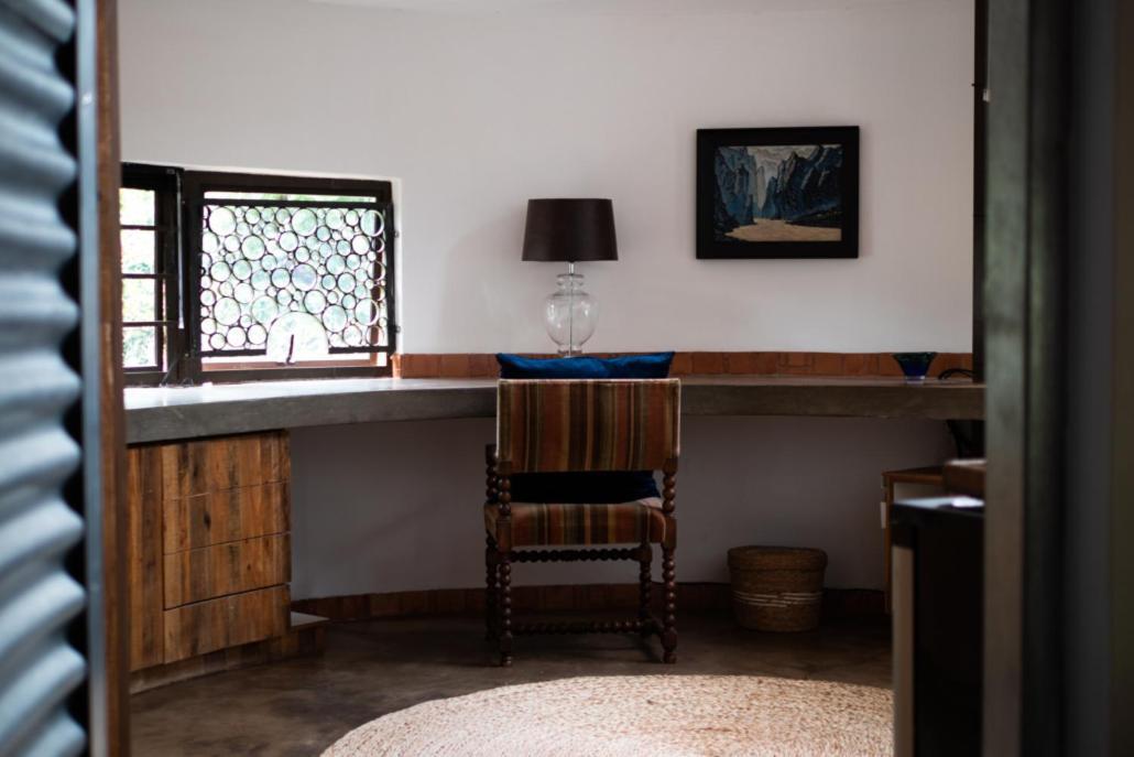 Bed and Breakfast Liedjiesbos Urban Olive Farm Bloemfontein Exterior foto