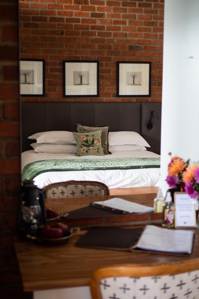 Bed and Breakfast Liedjiesbos Urban Olive Farm Bloemfontein Exterior foto