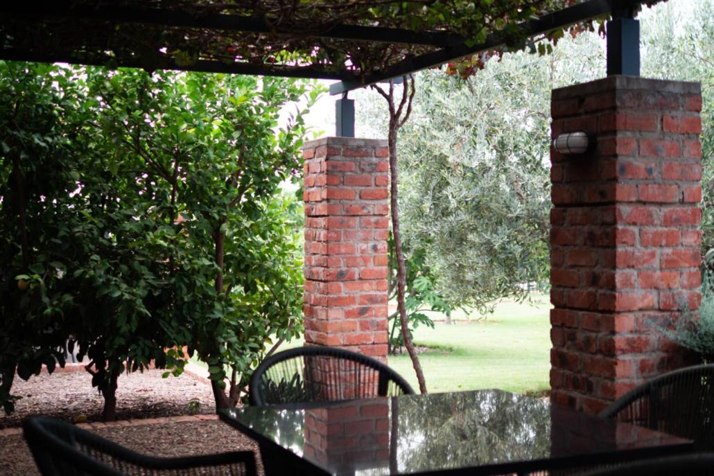 Bed and Breakfast Liedjiesbos Urban Olive Farm Bloemfontein Exterior foto