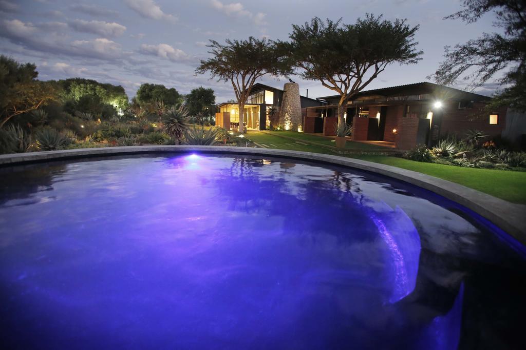 Bed and Breakfast Liedjiesbos Urban Olive Farm Bloemfontein Exterior foto